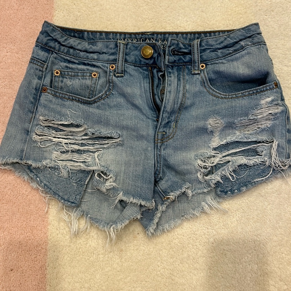 american eagle blue ripped jean shorts